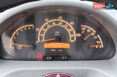 Вантажний фургон Mercedes-Benz Sprinter 2004 в  фото 25 Вантажний фургон Mercedes-Benz Sprinter 2004 в