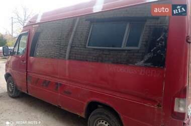 Микроавтобус Mercedes-Benz Sprinter 2001 в  фото 8 Микроавтобус Mercedes-Benz Sprinter 2001 в