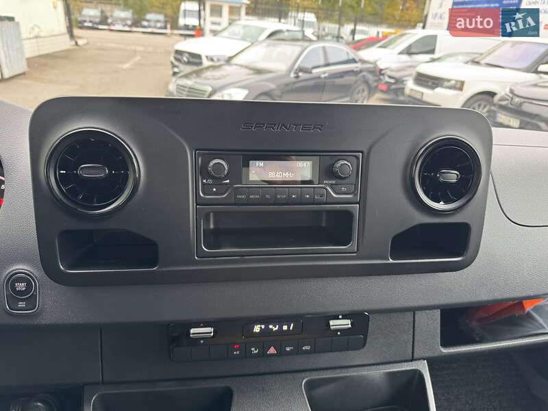 Вантажний фургон Mercedes-Benz Sprinter 2023 в Києві фото 10 Вантажний фургон Mercedes-Benz Sprinter 2023 в Києві