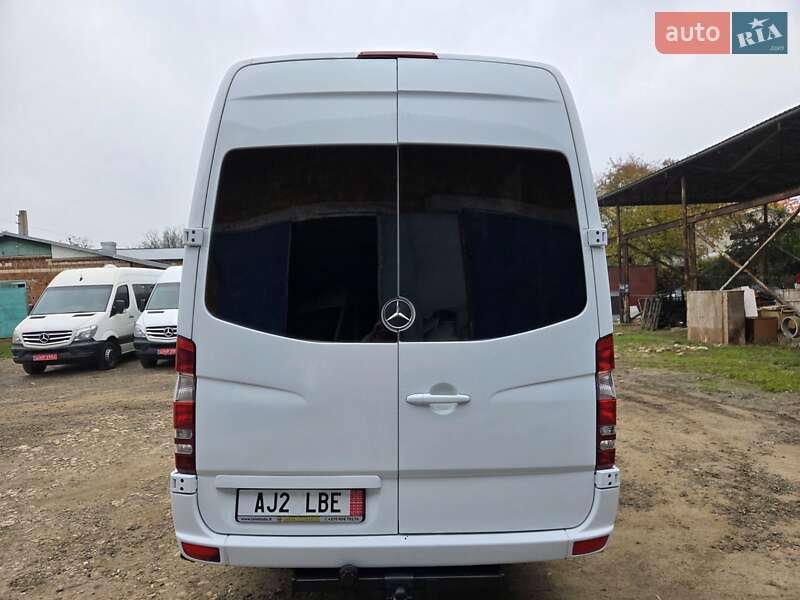 Туристичний / Міжміський автобус Mercedes-Benz Sprinter 2015 в Чернівцях