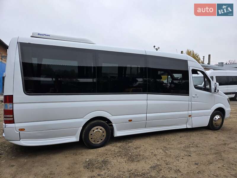 Туристичний / Міжміський автобус Mercedes-Benz Sprinter 2015 в Чернівцях