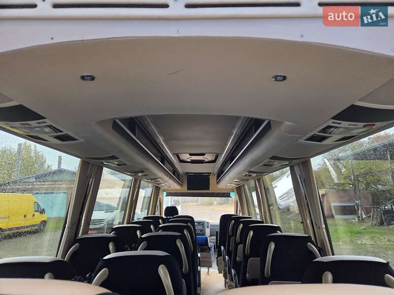 Туристичний / Міжміський автобус Mercedes-Benz Sprinter 2015 в Чернівцях