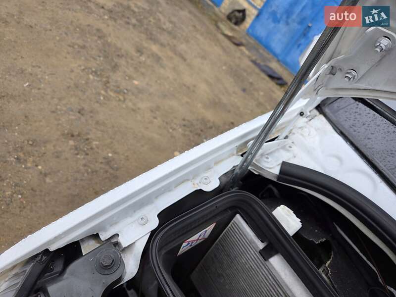 Туристичний / Міжміський автобус Mercedes-Benz Sprinter 2015 в Чернівцях