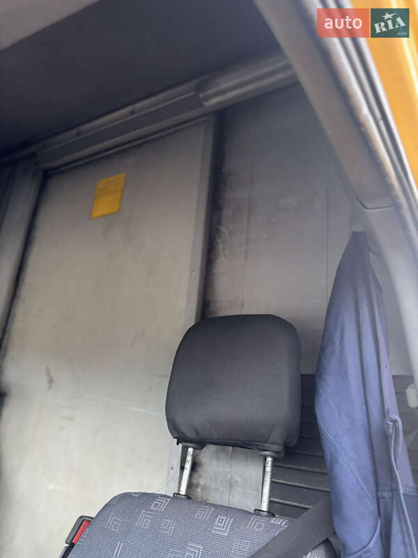 Вантажний фургон Mercedes-Benz Sprinter 2003 в Брошневі-Облозі фото 15 Вантажний фургон Mercedes-Benz Sprinter 2003 в Брошневі-Облозі