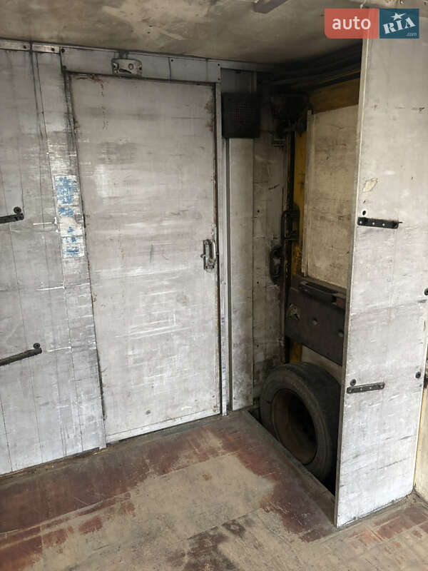 Вантажний фургон Mercedes-Benz Sprinter 2003 в Брошневі-Облозі фото 21 Вантажний фургон Mercedes-Benz Sprinter 2003 в Брошневі-Облозі