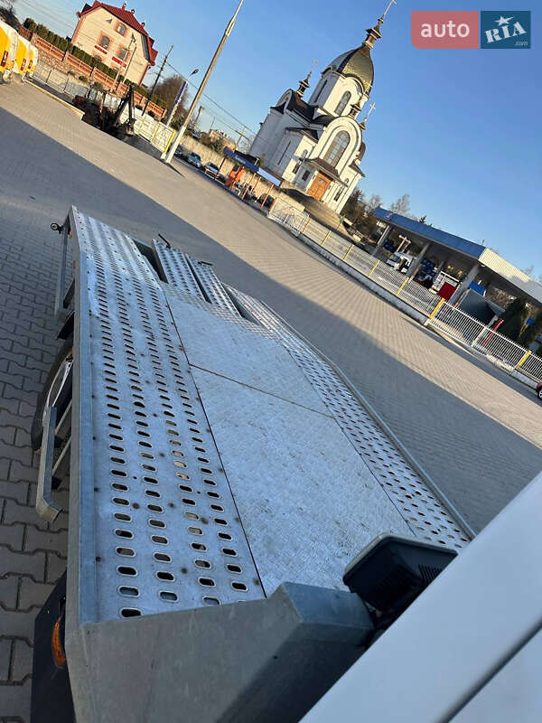 Эвакуатор Mercedes-Benz Sprinter 2015 в Бучаче