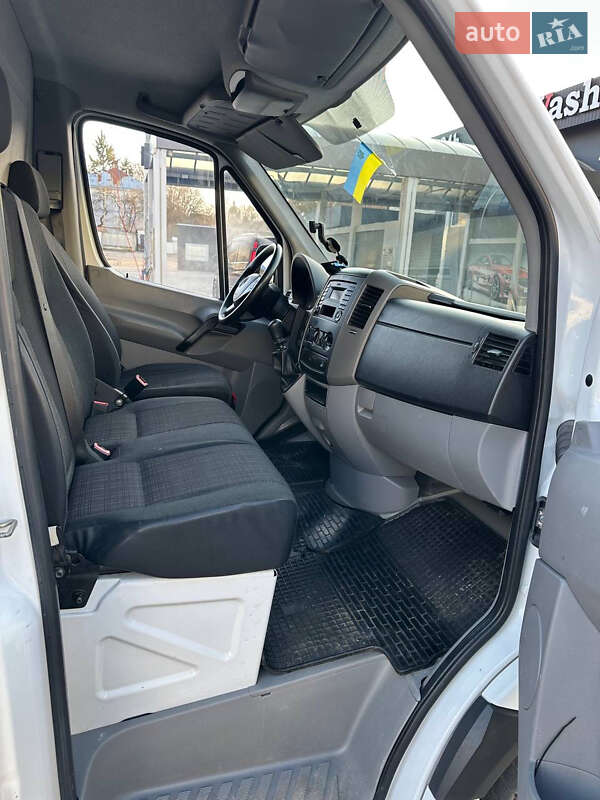 Эвакуатор Mercedes-Benz Sprinter 2015 в Бучаче