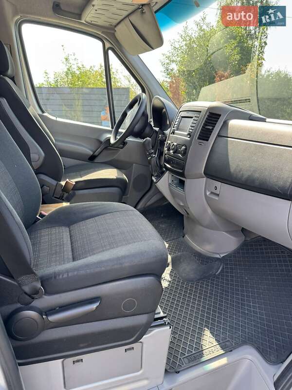 Грузовой фургон Mercedes-Benz Sprinter 2016 в Ратным фото 7 Грузовой фургон Mercedes-Benz Sprinter 2016 в Ратным
