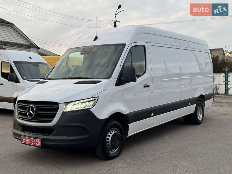 Вантажний фургон Mercedes-Benz Sprinter 2019 в Рівному