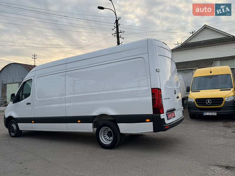 Вантажний фургон Mercedes-Benz Sprinter 2019 в Рівному