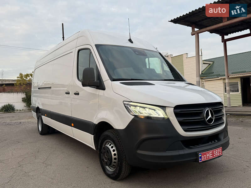 Вантажний фургон Mercedes-Benz Sprinter 2019 в Рівному