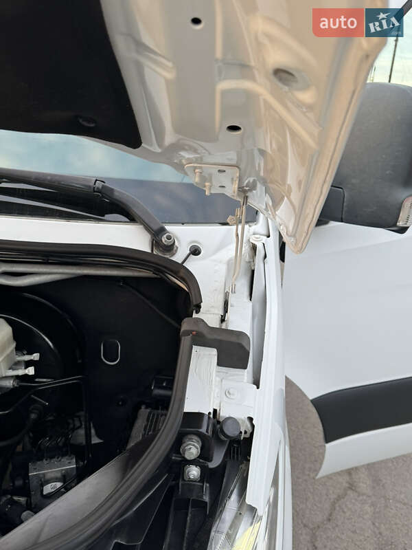 Вантажний фургон Mercedes-Benz Sprinter 2019 в Рівному