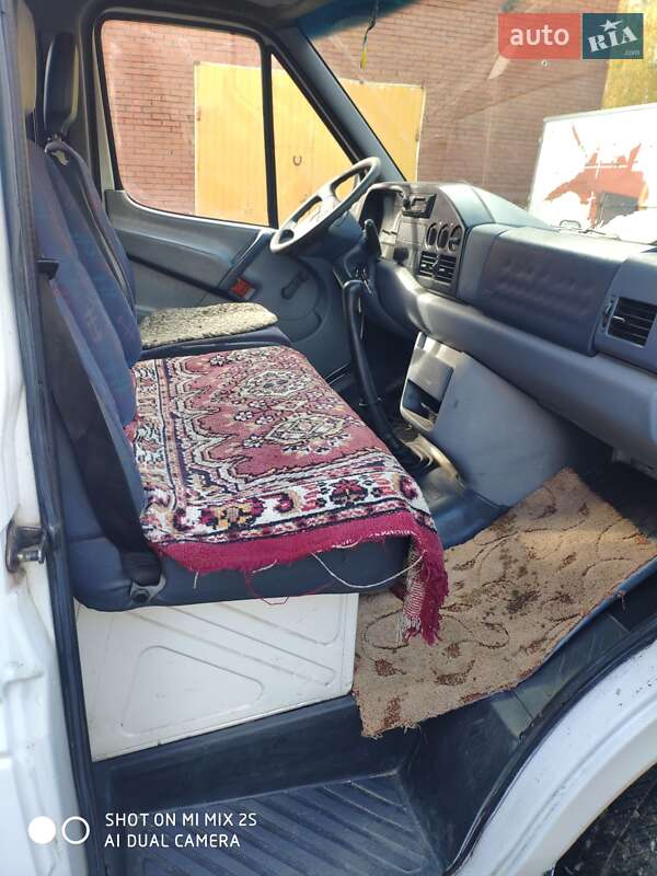 Мікроавтобус Mercedes-Benz Sprinter 1999 в Хмельницькому фото 40 Мікроавтобус Mercedes-Benz Sprinter 1999 в Хмельницькому