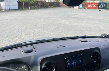 Грузопассажирский фургон Mercedes-Benz Sprinter 2024 в  фото 15 Грузопассажирский фургон Mercedes-Benz Sprinter 2024 в