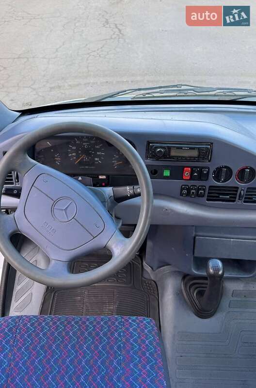 Мікроавтобус Mercedes-Benz Sprinter 1999 в Кривому Розі фото 20 Мікроавтобус Mercedes-Benz Sprinter 1999 в Кривому Розі