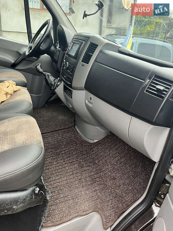 Вантажопасажирський фургон Mercedes-Benz Sprinter 2008 в Тернополі фото 8 Вантажопасажирський фургон Mercedes-Benz Sprinter 2008 в Тернополі