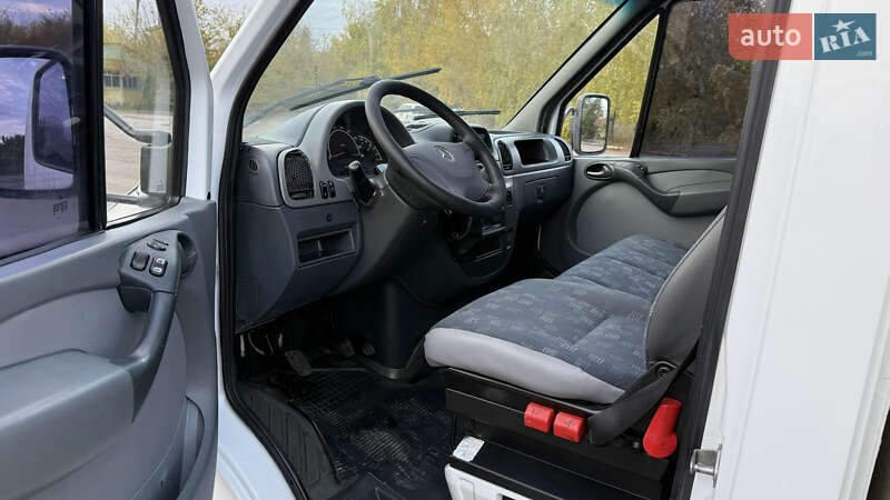 Грузовой фургон Mercedes-Benz Sprinter 2005 в Желтых Водах фото 11 Грузовой фургон Mercedes-Benz Sprinter 2005 в Желтых Водах