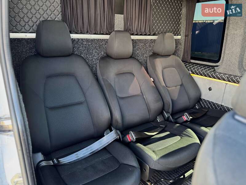 Микроавтобус Mercedes-Benz Sprinter 2018 в Калуше фото 11 Микроавтобус Mercedes-Benz Sprinter 2018 в Калуше