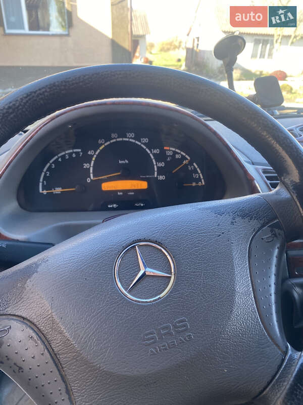 Грузопассажирский фургон Mercedes-Benz Sprinter 2003 в Тернополе фото 14 Грузопассажирский фургон Mercedes-Benz Sprinter 2003 в Тернополе