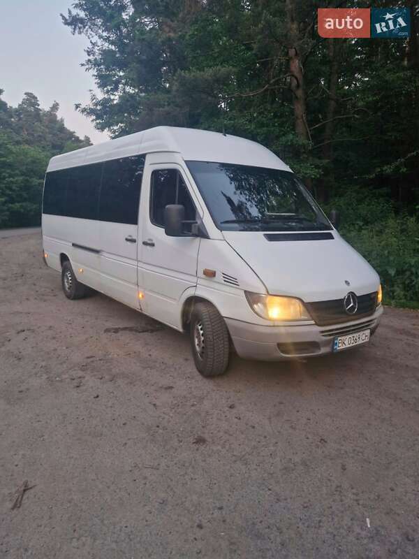 Микроавтобус Mercedes-Benz Sprinter 2005 в Бродах