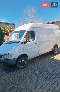 Грузовой фургон Mercedes-Benz Sprinter 2004 в Дрогобыче