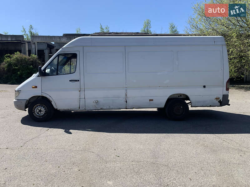 Вантажний фургон Mercedes-Benz Sprinter 2001 в Лубнах фото 2 Вантажний фургон Mercedes-Benz Sprinter 2001 в Лубнах