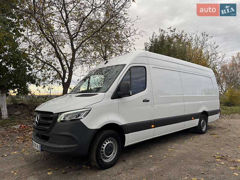 Вантажний фургон Mercedes-Benz Sprinter 2023 в Дубні