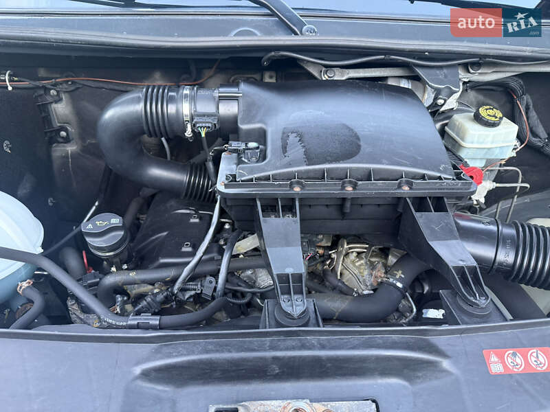 Вантажний фургон Mercedes-Benz Sprinter 2011 в Чернівцях фото 21 Вантажний фургон Mercedes-Benz Sprinter 2011 в Чернівцях