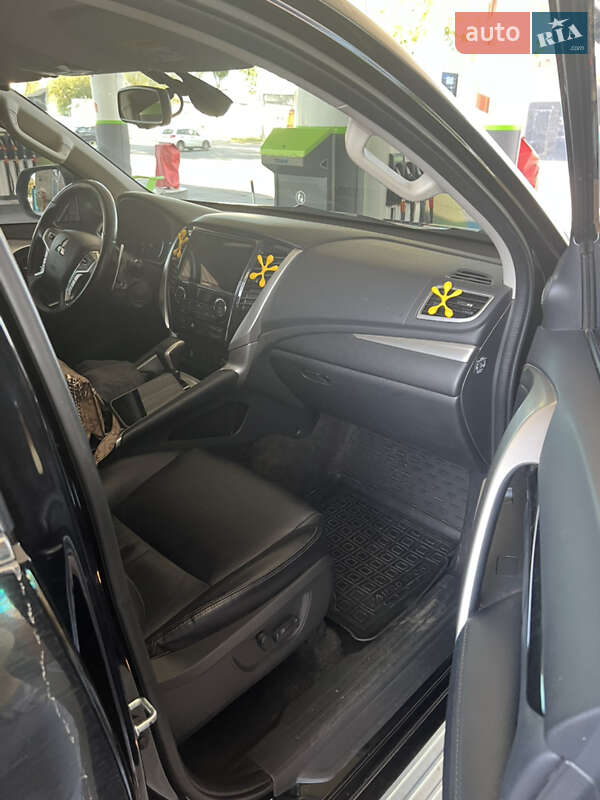 Вантажний фургон Mercedes-Benz Sprinter 2000 в Полтаві фото 3 Вантажний фургон Mercedes-Benz Sprinter 2000 в Полтаві