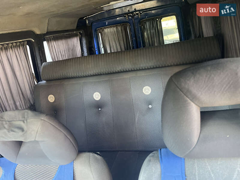 Грузопассажирский фургон Mercedes-Benz Sprinter 2005 в Киеве