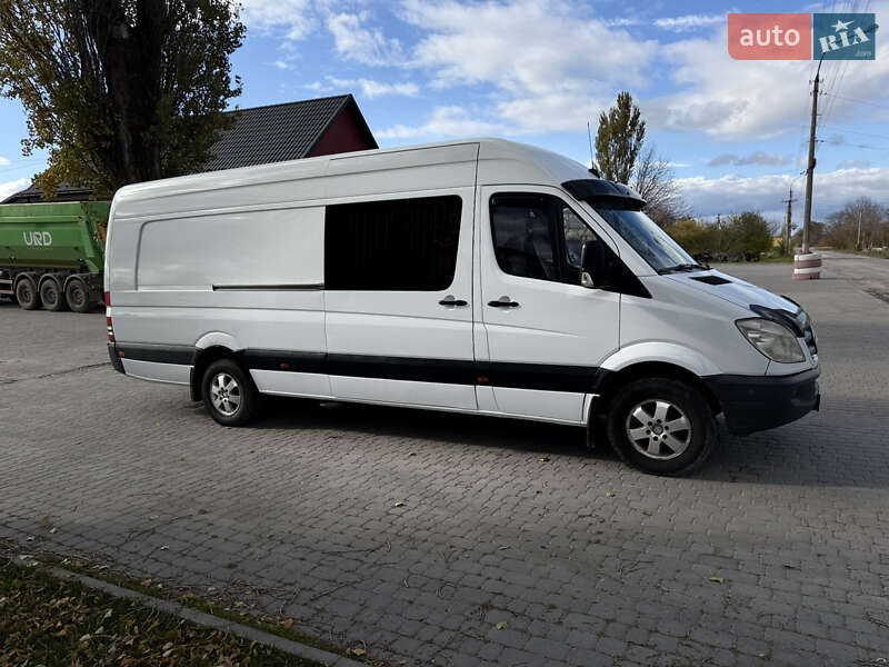 Грузопассажирский фургон Mercedes-Benz Sprinter 2008 в Каменец-Подольском фото 16 Грузопассажирский фургон Mercedes-Benz Sprinter 2008 в Каменец-Подольском