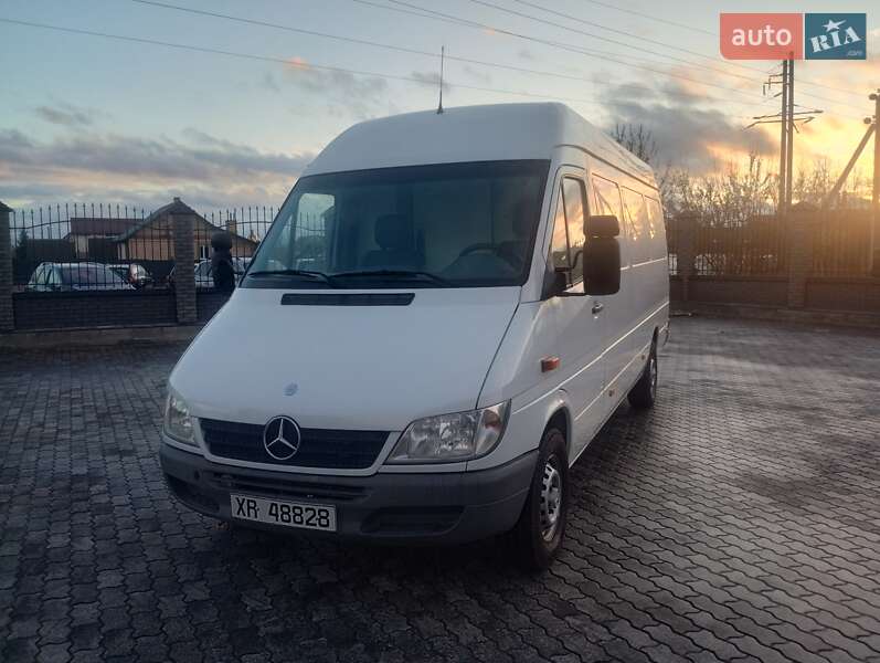 Грузовой фургон Mercedes-Benz Sprinter 2004 в Костополе фото 3 Грузовой фургон Mercedes-Benz Sprinter 2004 в Костополе