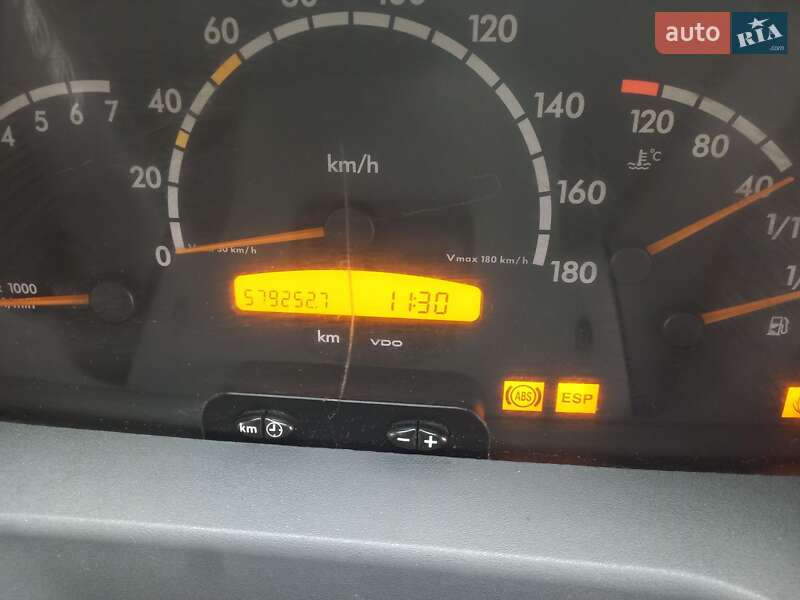 Микроавтобус Mercedes-Benz Sprinter 2005 в Звягеле