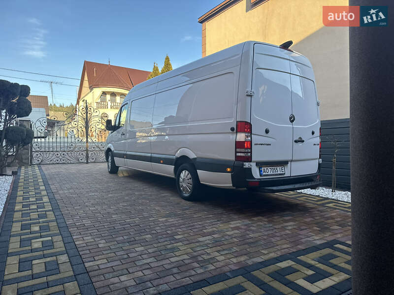Вантажний фургон Mercedes-Benz Sprinter 2018 в Тячеві