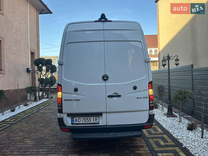 Вантажний фургон Mercedes-Benz Sprinter 2018 в Тячеві