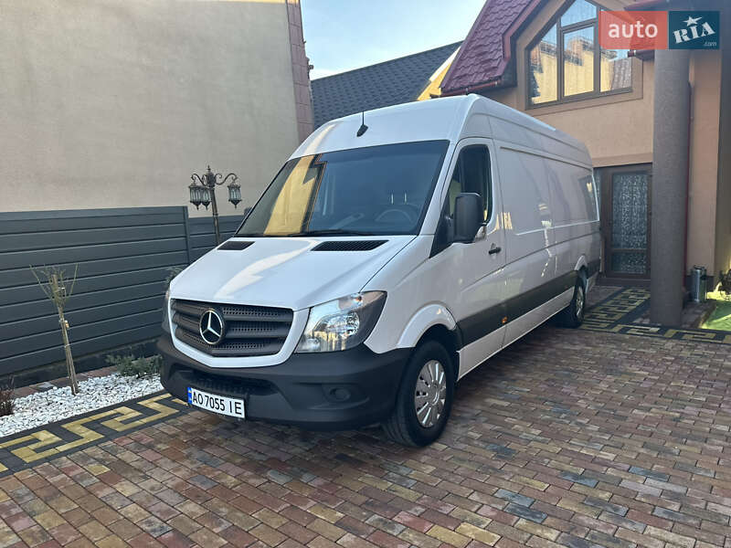 Вантажний фургон Mercedes-Benz Sprinter 2018 в Тячеві