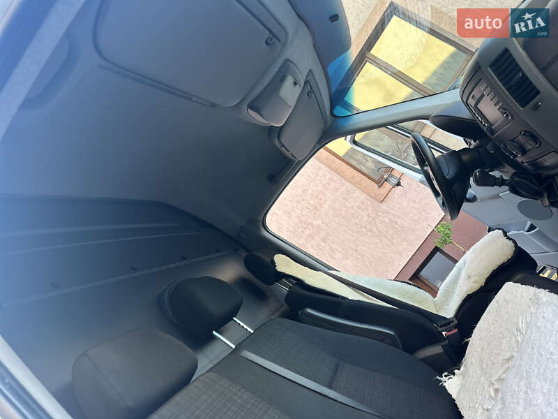 Вантажний фургон Mercedes-Benz Sprinter 2018 в Тячеві