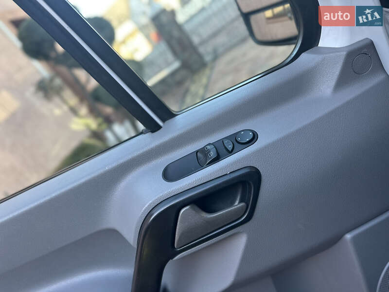 Вантажний фургон Mercedes-Benz Sprinter 2018 в Тячеві