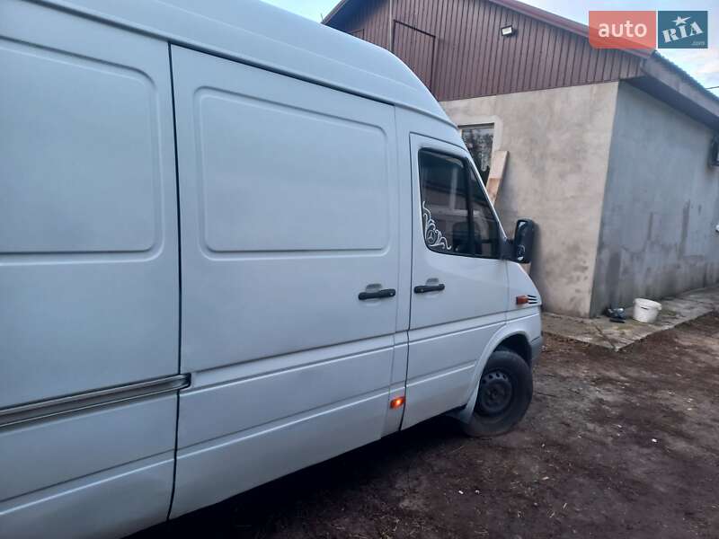 Мікроавтобус вантажний (до 3,5т) Mercedes-Benz Sprinter 2005 в Дніпрі