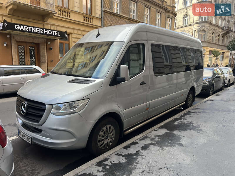 Мікроавтобус Mercedes-Benz Sprinter 2020 в Ужгороді фото 2 Мікроавтобус Mercedes-Benz Sprinter 2020 в Ужгороді