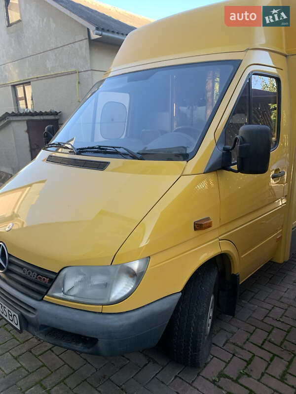 Грузовой фургон Mercedes-Benz Sprinter 2002 в Тернополе