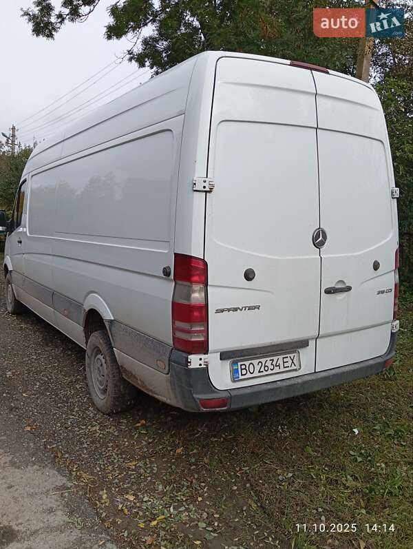 Вантажний фургон Mercedes-Benz Sprinter 2014 в Почаєві фото 3 Вантажний фургон Mercedes-Benz Sprinter 2014 в Почаєві