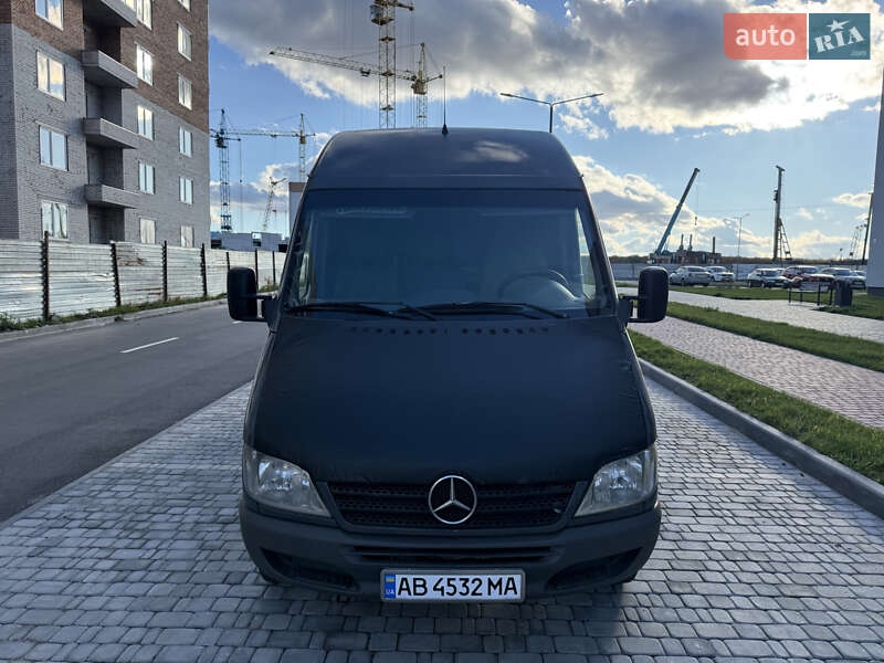 Грузовой фургон Mercedes-Benz Sprinter 2006 в Виннице
