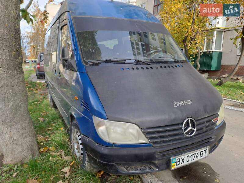 Микроавтобус Mercedes-Benz Sprinter 2001 в Шепетовке фото 2 Микроавтобус Mercedes-Benz Sprinter 2001 в Шепетовке