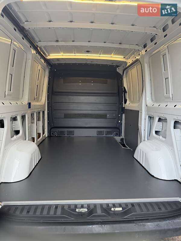 Грузовой фургон Mercedes-Benz Sprinter 2014 в Броварах