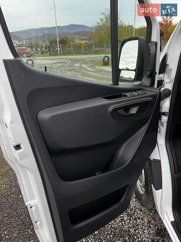 Грузовой фургон Mercedes-Benz Sprinter 2023 в Иршаве фото 27 Грузовой фургон Mercedes-Benz Sprinter 2023 в Иршаве