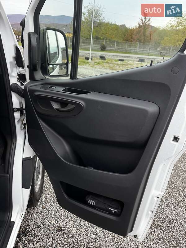 Грузовой фургон Mercedes-Benz Sprinter 2023 в Иршаве фото 34 Грузовой фургон Mercedes-Benz Sprinter 2023 в Иршаве