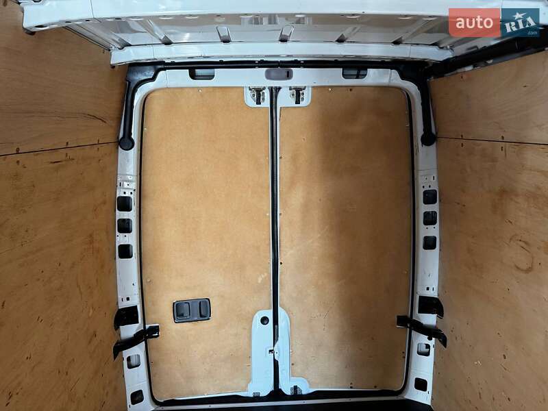 Вантажний фургон Mercedes-Benz Sprinter 2016 в Вінниці