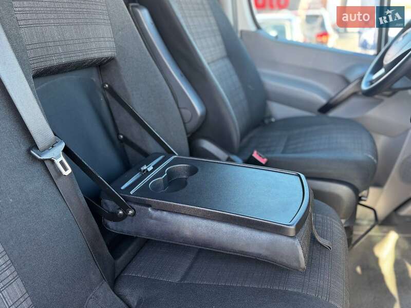 Вантажний фургон Mercedes-Benz Sprinter 2016 в Вінниці