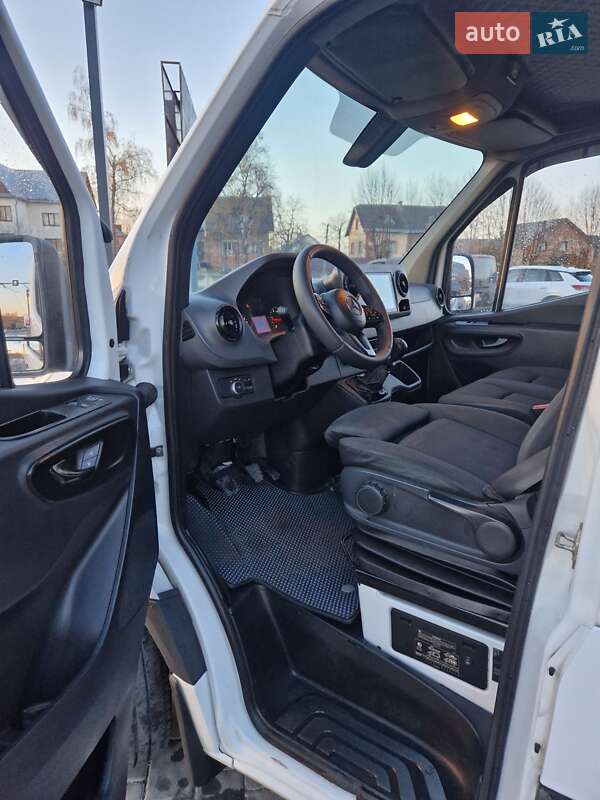 Грузопассажирский фургон Mercedes-Benz Sprinter 2018 в Ивано-Франковске